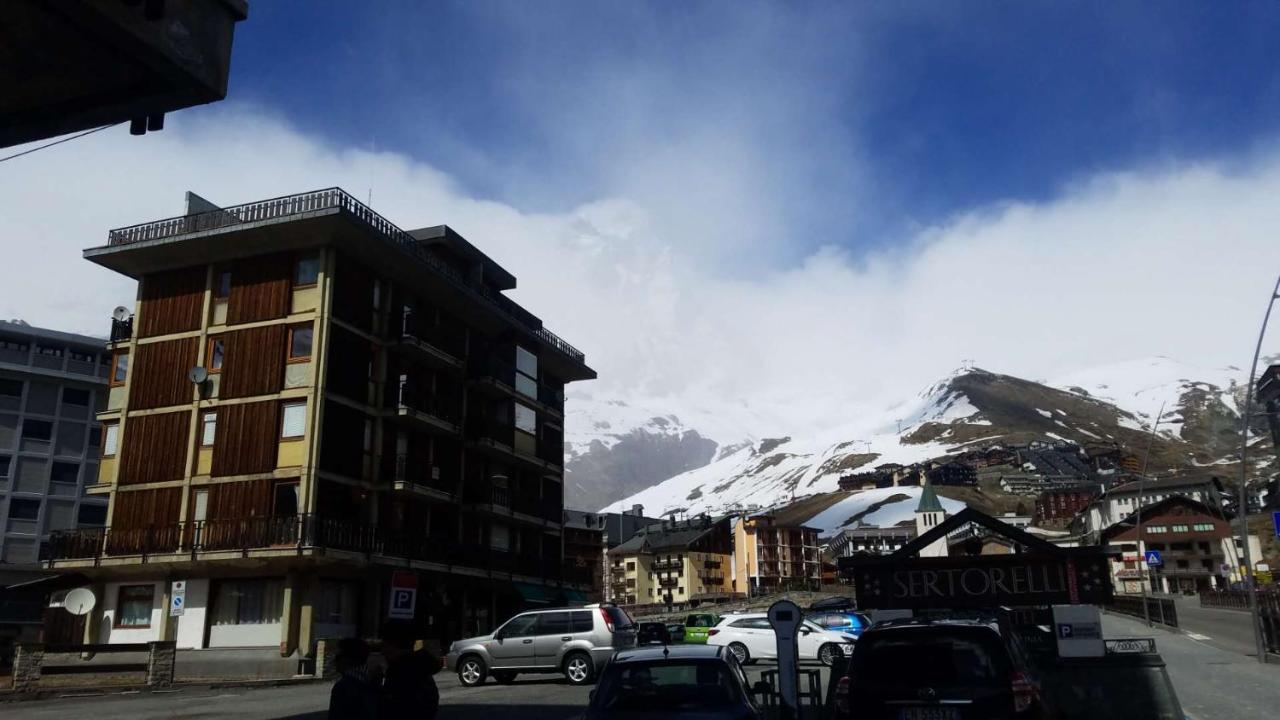 Homey Apartment In The Heart Of Cervinia Breuil-Cervinia Bagian luar foto