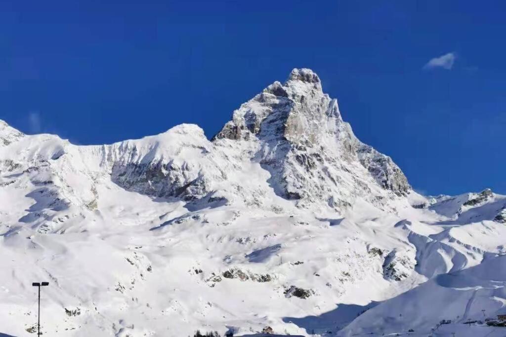 Homey Apartment In The Heart Of Cervinia Breuil-Cervinia Bagian luar foto