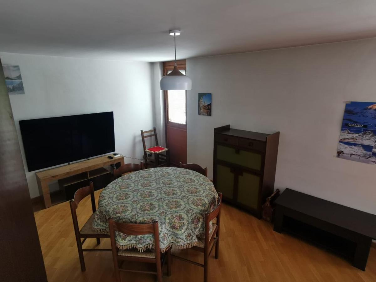 Homey Apartment In The Heart Of Cervinia Breuil-Cervinia Bagian luar foto