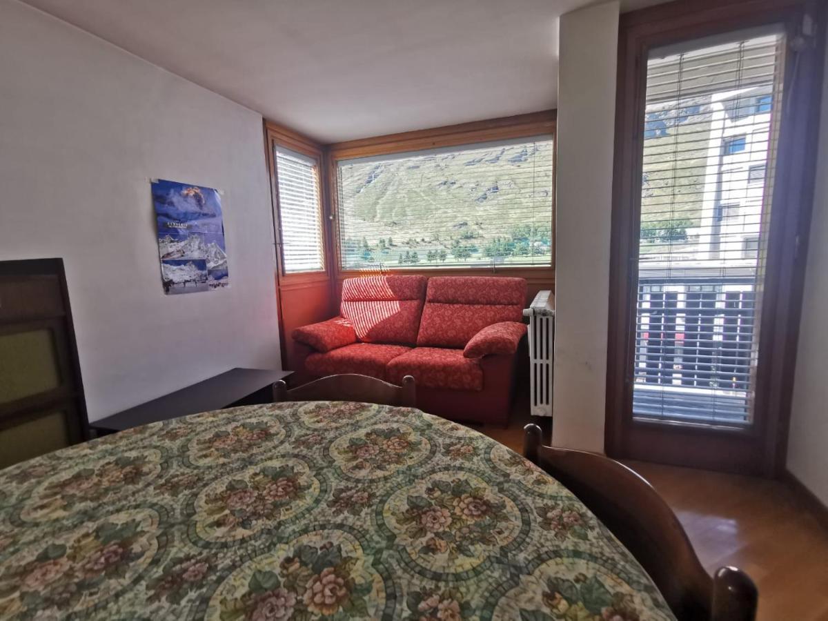 Homey Apartment In The Heart Of Cervinia Breuil-Cervinia Bagian luar foto