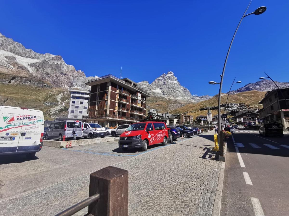 Homey Apartment In The Heart Of Cervinia Breuil-Cervinia Bagian luar foto
