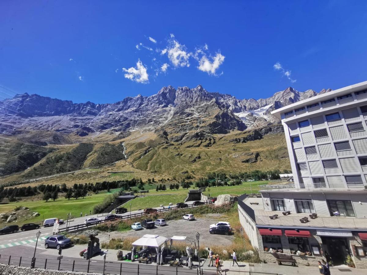 Homey Apartment In The Heart Of Cervinia Breuil-Cervinia Bagian luar foto